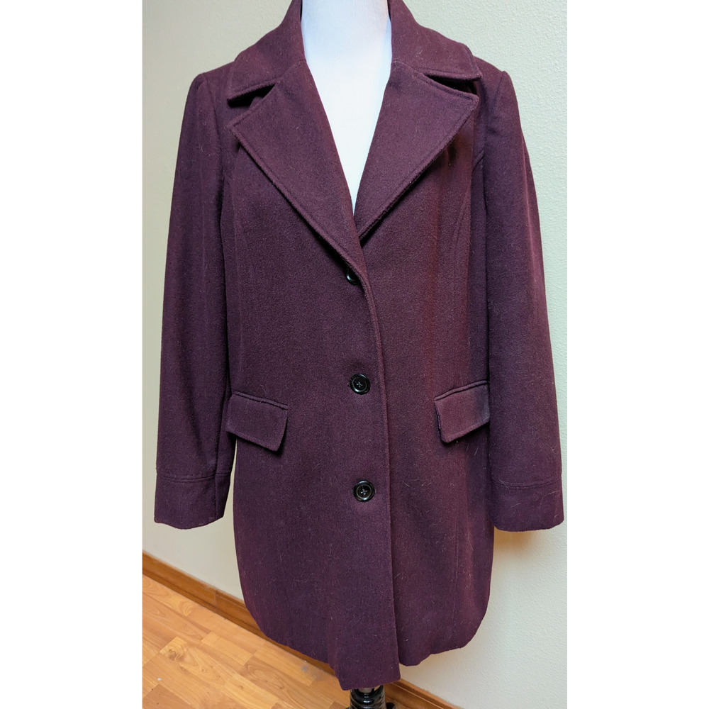 Must-See Marona Maroon Overcoat | Tailored Classic Style | Size XXL